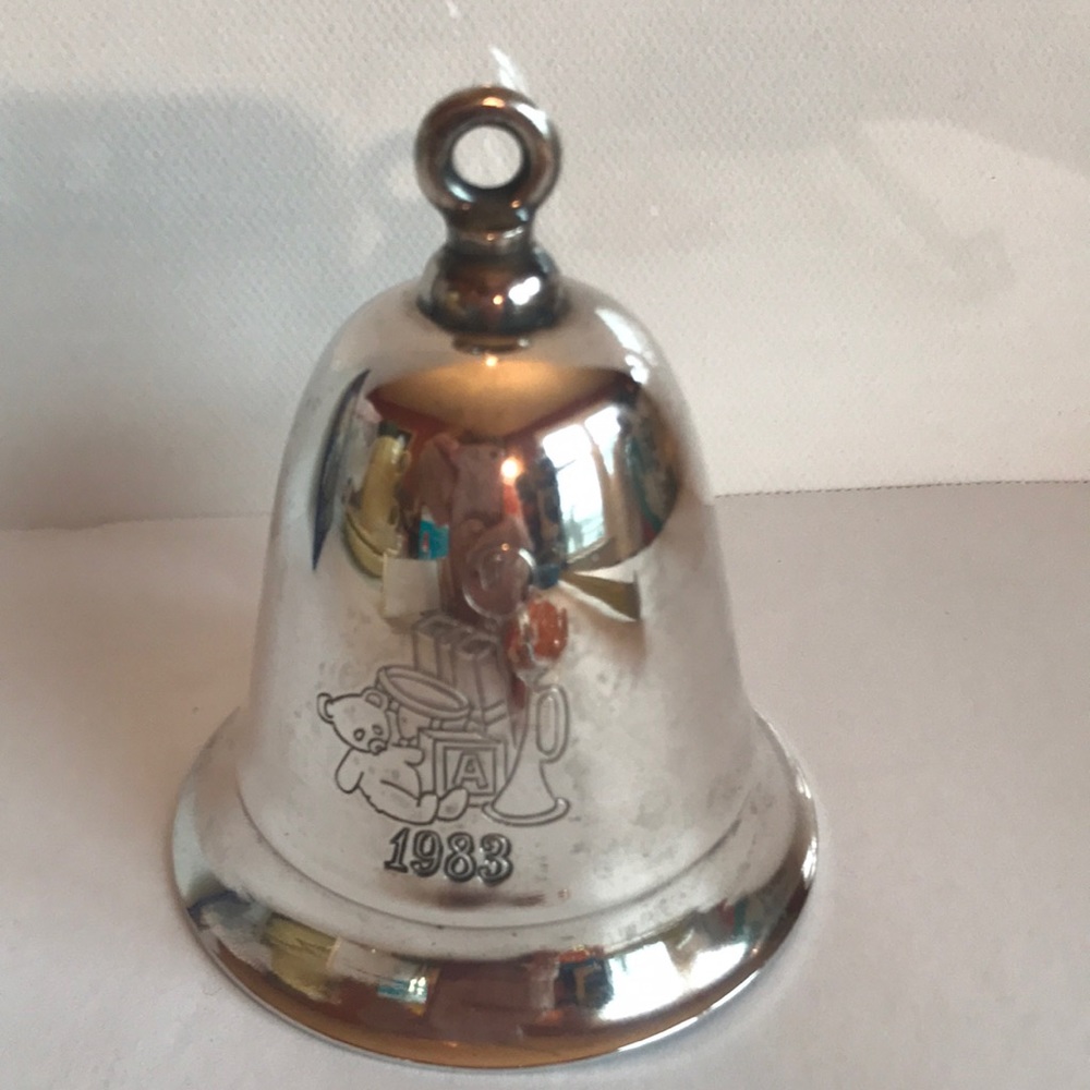 Kirk Stieff Musical Bell